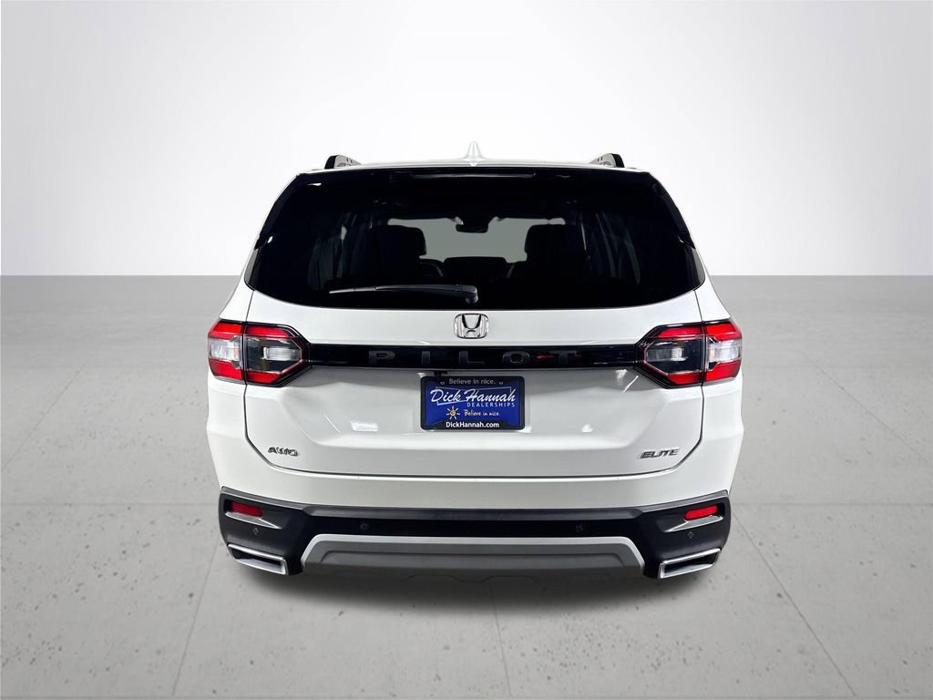 Used 2024 Honda Pilot Elite image 7