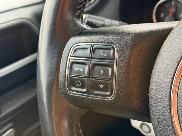 Used 2018 Jeep Wrangler Unlimited Sahara w/ Connectivity Group image 8