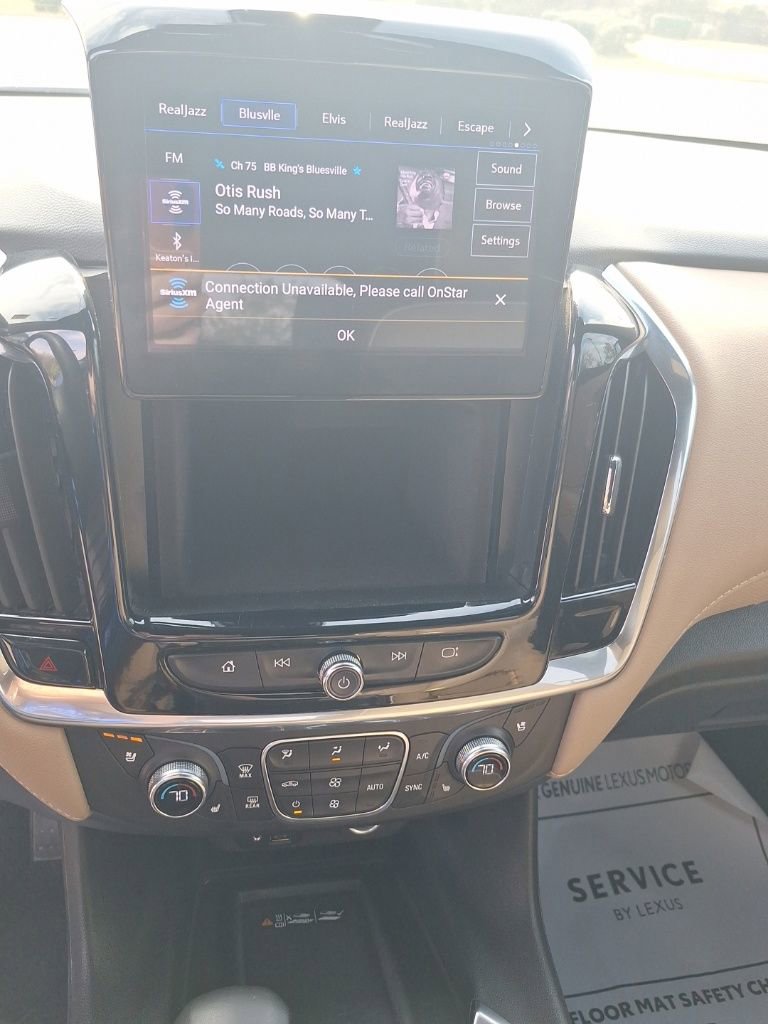 Used 2023 Chevrolet Traverse Premier image 49