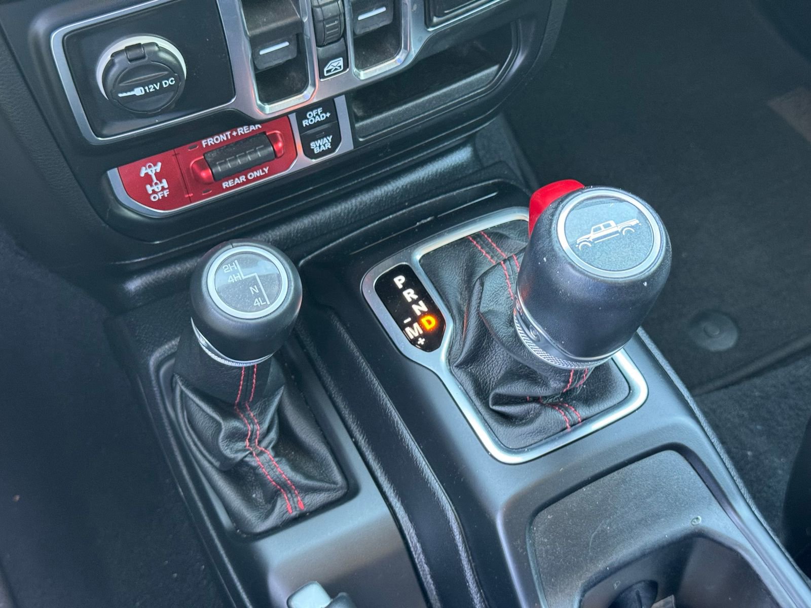 Used 2020 Jeep Gladiator Rubicon AWD/4WD image 27