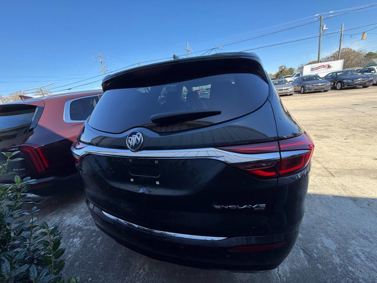 Used 2019 Buick Enclave Essence AWD/4WD image 6