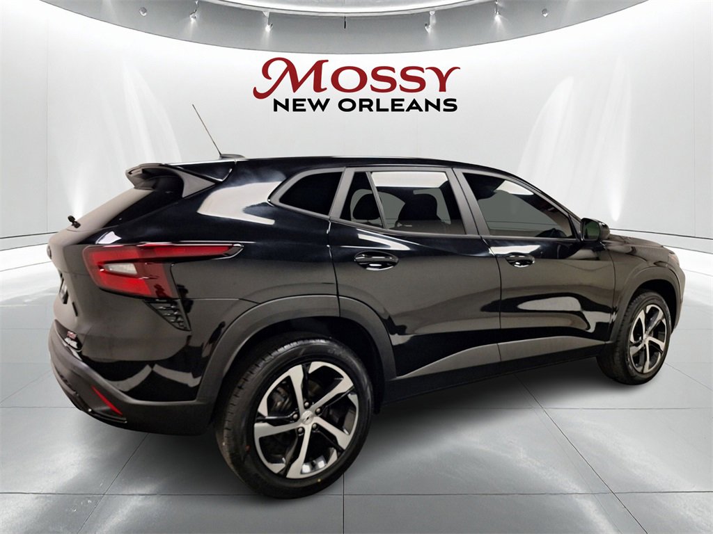 Used 2024 Chevrolet Trax RS w/ Driver Confidence Package image 5