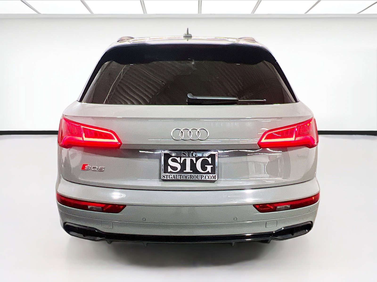Used 2020 Audi SQ5 Premium Plus w/ Premium Plus Package AWD/4WD image 5