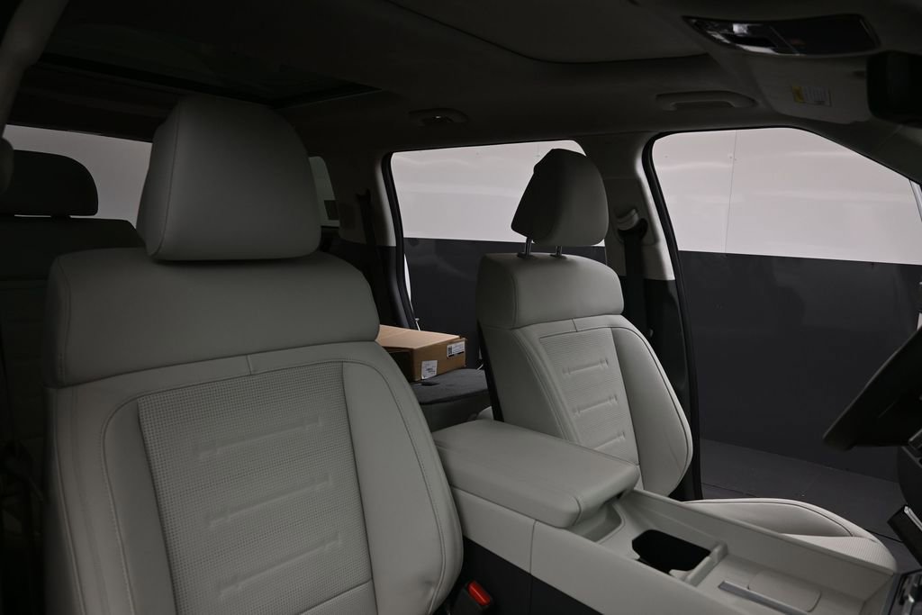 New 2026 Hyundai Santa Fe Calligraphy AWD/4WD image 13
