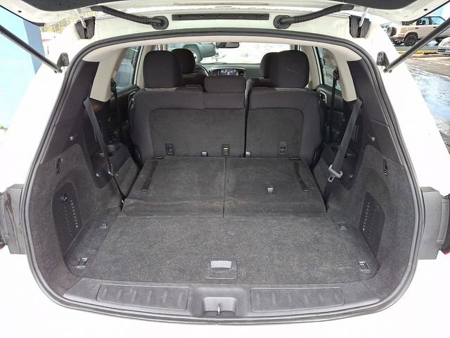 Used 2019 Nissan Pathfinder SV image 31