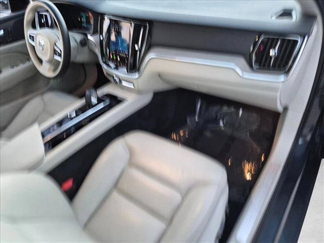 Used 2023 Volvo S60 B5 Plus AWD/4WD image 21