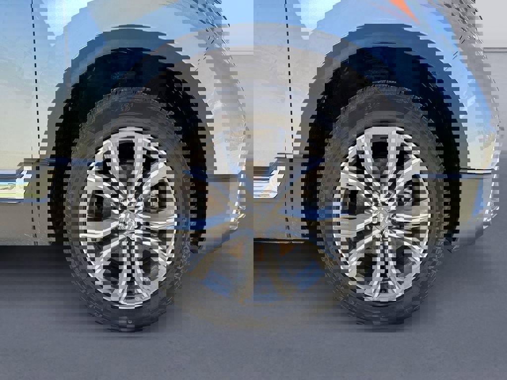 Used 2022 Honda CR-V Touring image 9