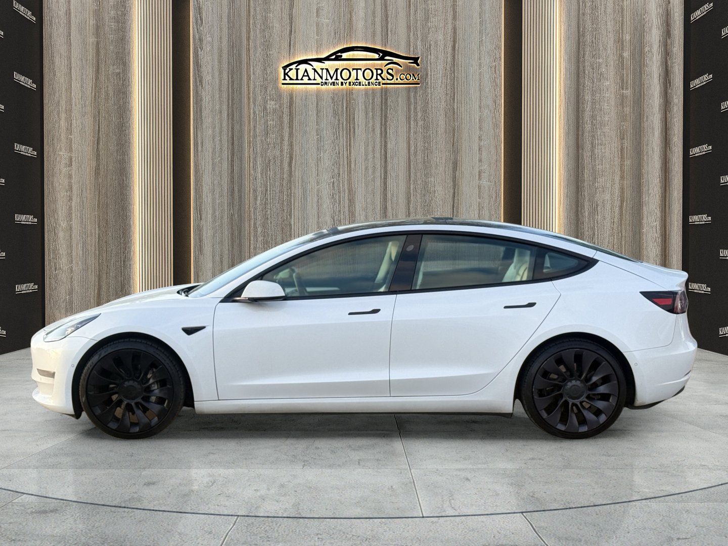 Used 2021 Tesla Model 3 Standard Range Plus RWD image 7