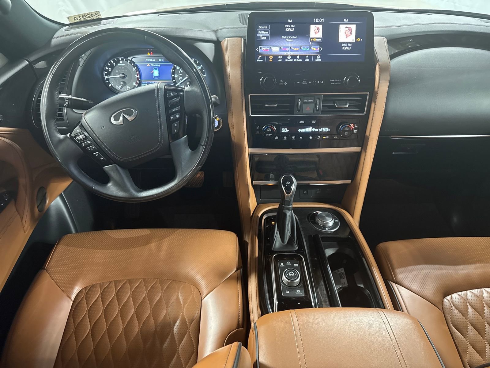 Used 2023 INFINITI QX80 Sensory w/ Cargo Package image 4