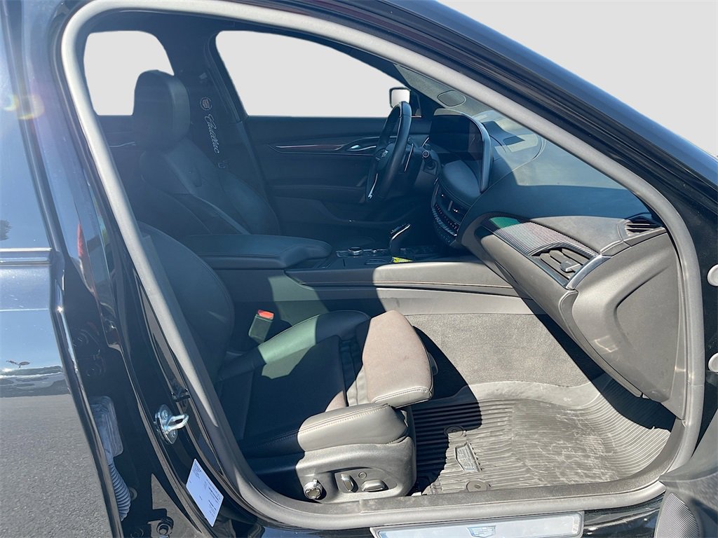 Used 2025 Cadillac CT5 Sport image 29