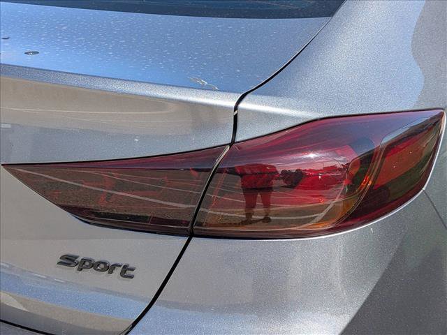 Used 2017 Hyundai Elantra Sport w/ Sport Premium Package 06 FWD image 13