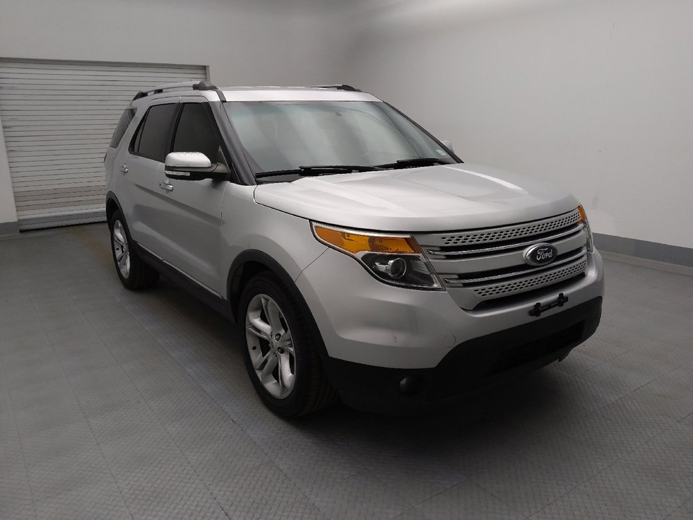 Used 2015 Ford Explorer Limited image 13