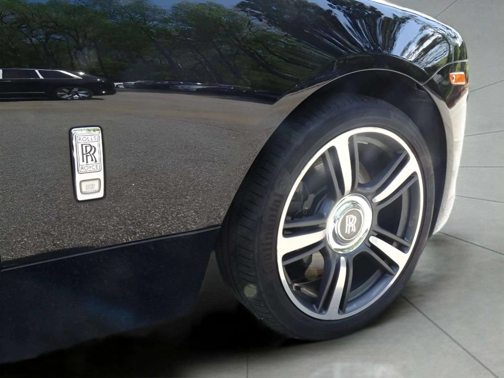 Certified 2017 Rolls-Royce Wraith RWD image 21