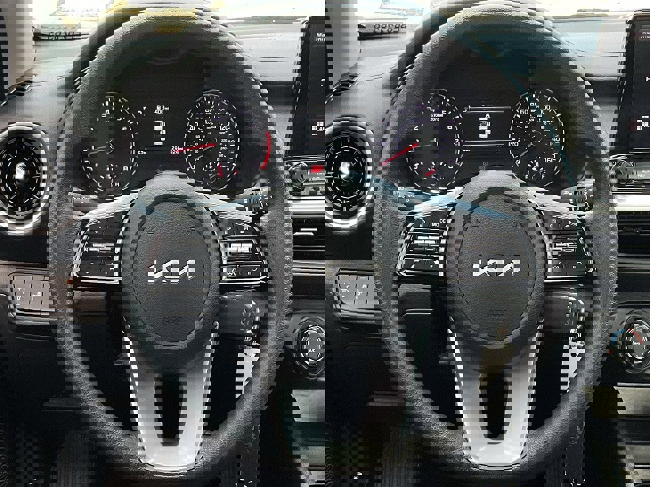 Used 2024 Kia Forte LXS w/ LXS Technology Package image 20