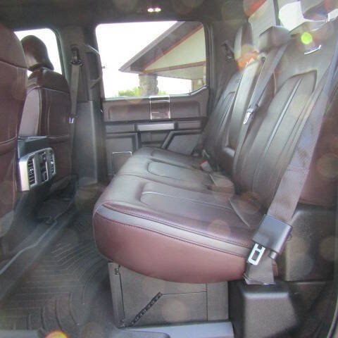 Used 2017 Ford F450 Platinum w/ Platinum Ultimate Package AWD/4WD image 8
