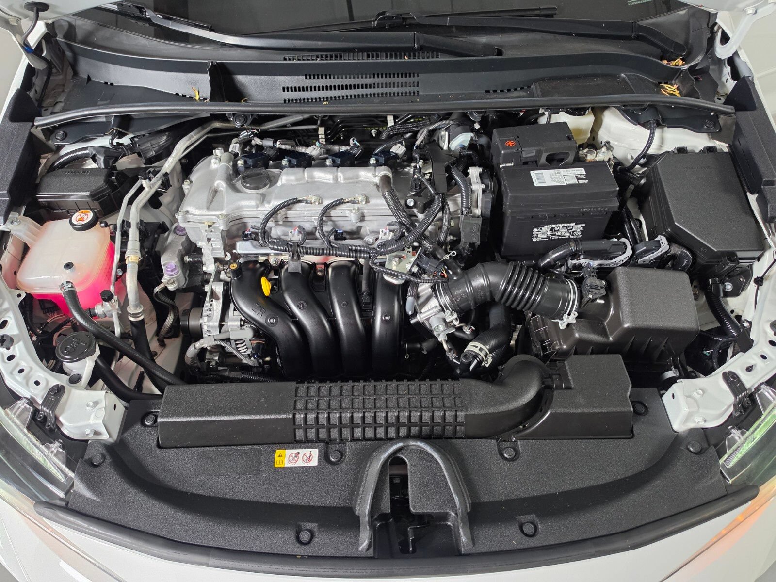 Used 2021 Toyota Corolla LE w/ LE Convenience Package FWD image 13