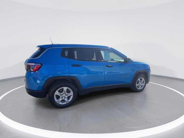 Used 2022 Jeep Compass Sport image 8