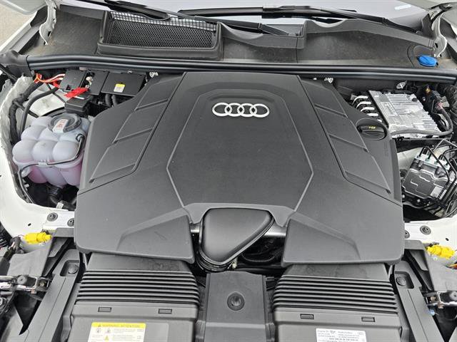 New 2025 Audi Q7 3.0T Prestige image 36