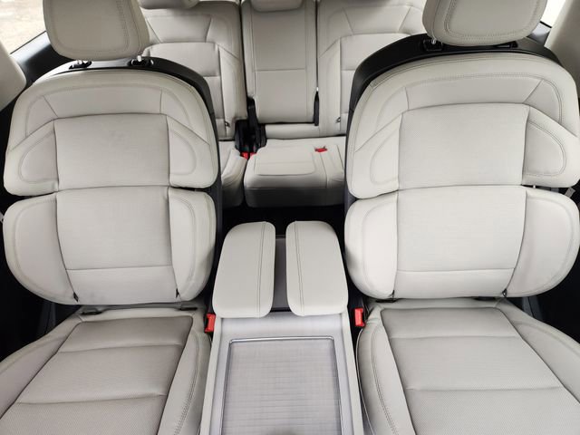 New 2026 Lincoln Navigator L Reserve AWD/4WD image 14