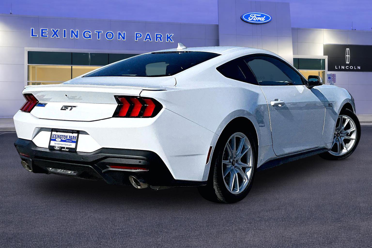 Used 2025 Ford Mustang GT Premium image 5