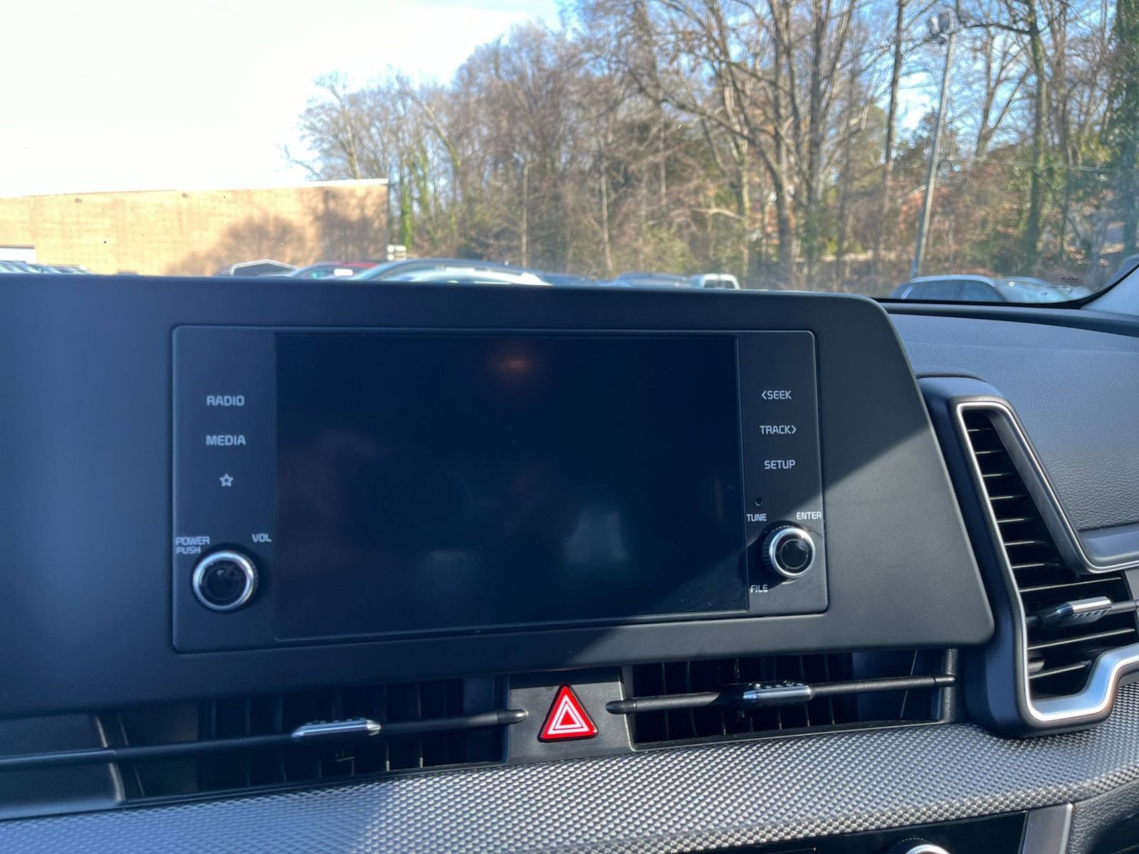 Used 2025 Kia Sportage LX image 18