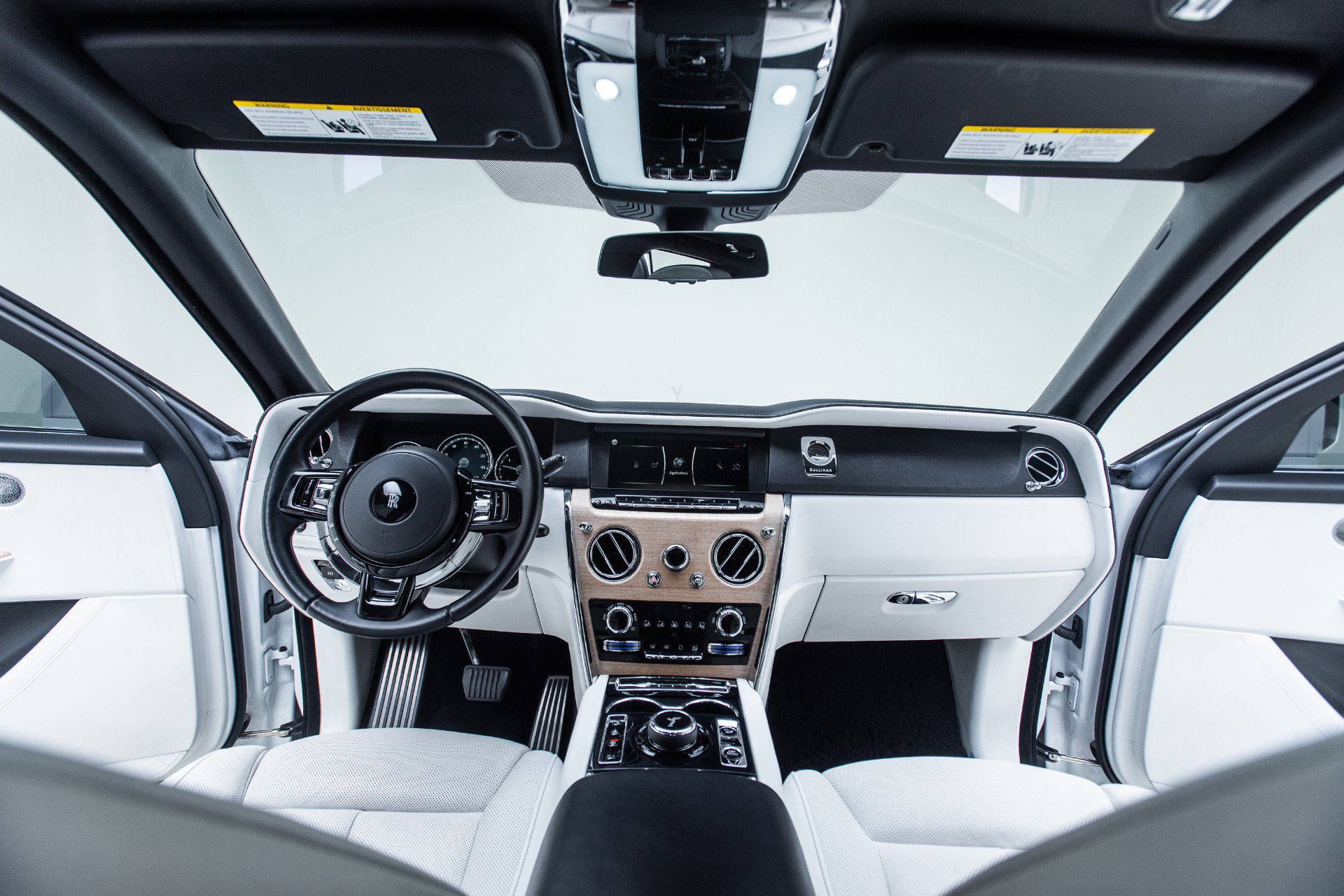 Used 2019 Rolls-Royce Cullinan AWD/4WD image 5