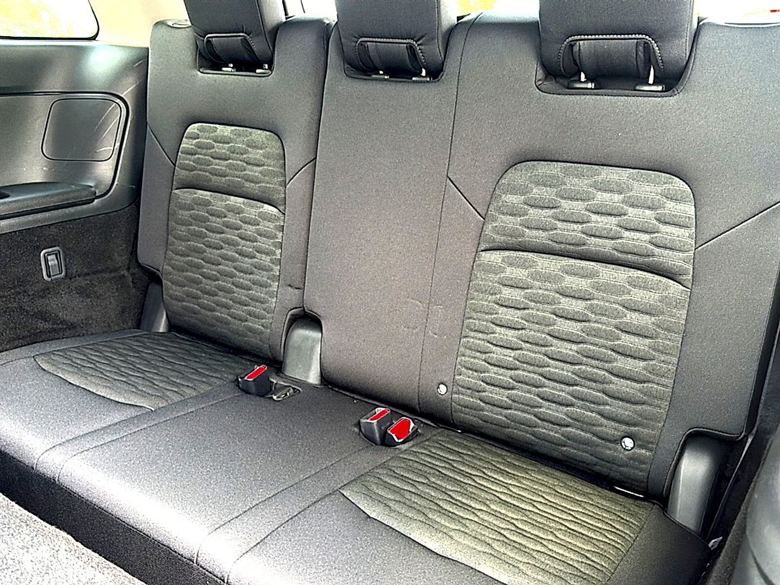 Used 2025 Nissan Pathfinder SV FWD image 20