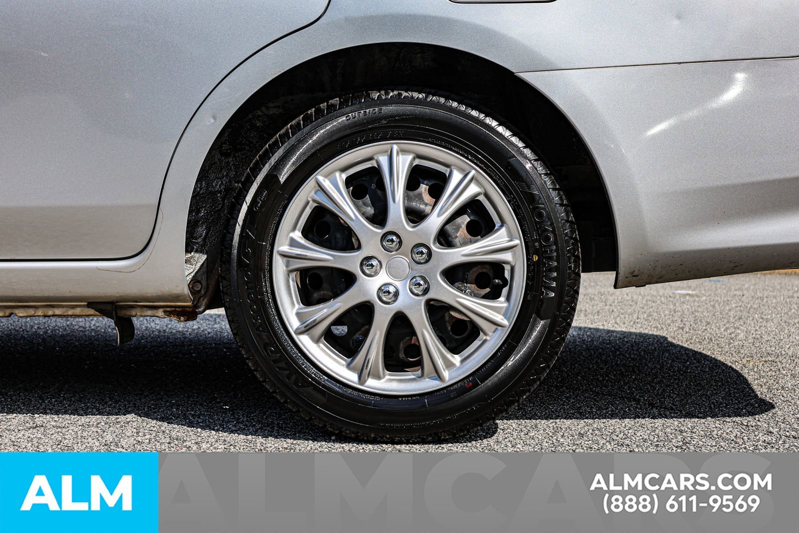 Used 2017 Nissan Versa S Plus image 17