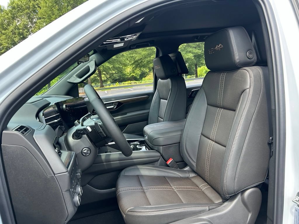 New 2026 Chevrolet Tahoe High Country AWD/4WD image 40