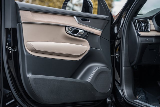 New 2026 Volvo XC90 B6 Plus image 37