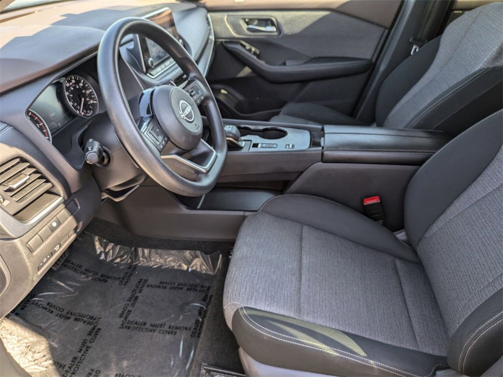 Used 2023 Nissan Rogue SV image 23