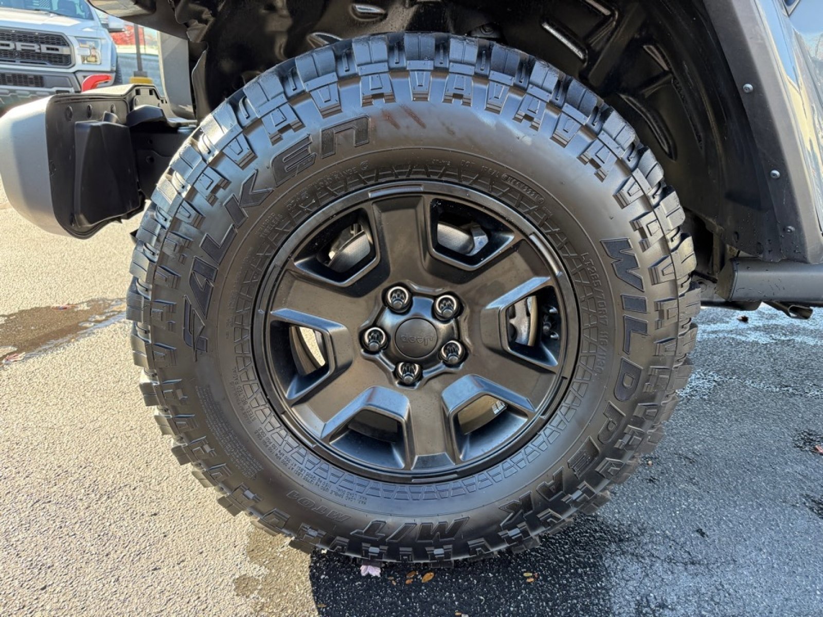 Used 2022 Jeep Gladiator Rubicon w/ Cold Weather Group image 38