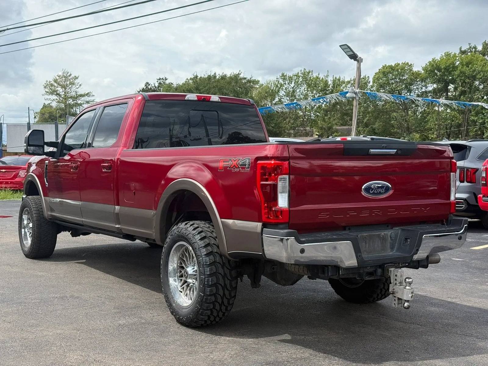 Used 2019 Ford F350 Lariat w/ Lariat Value Package AWD/4WD image 11