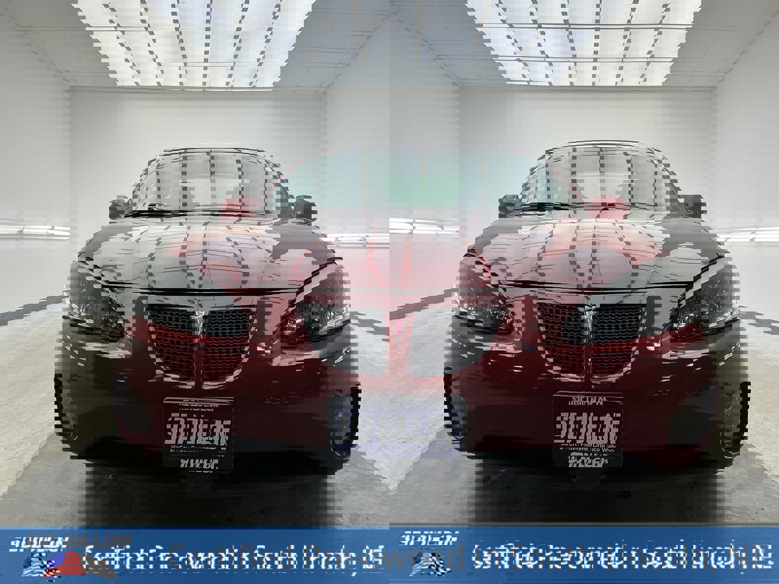 Used 2007 Pontiac Grand Prix w/ Preferred Package image 2