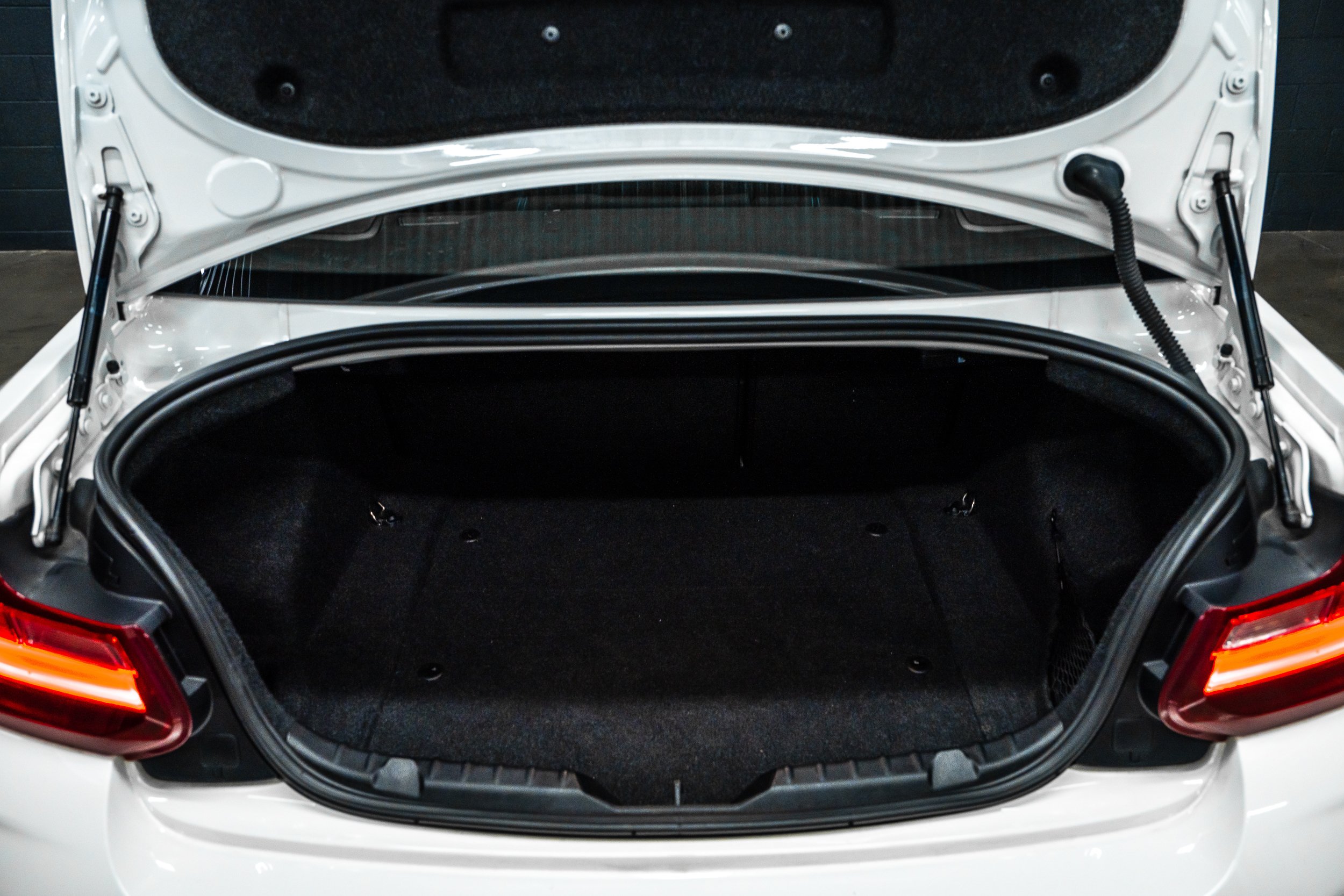 Used 2017 BMW M2 RWD image 16