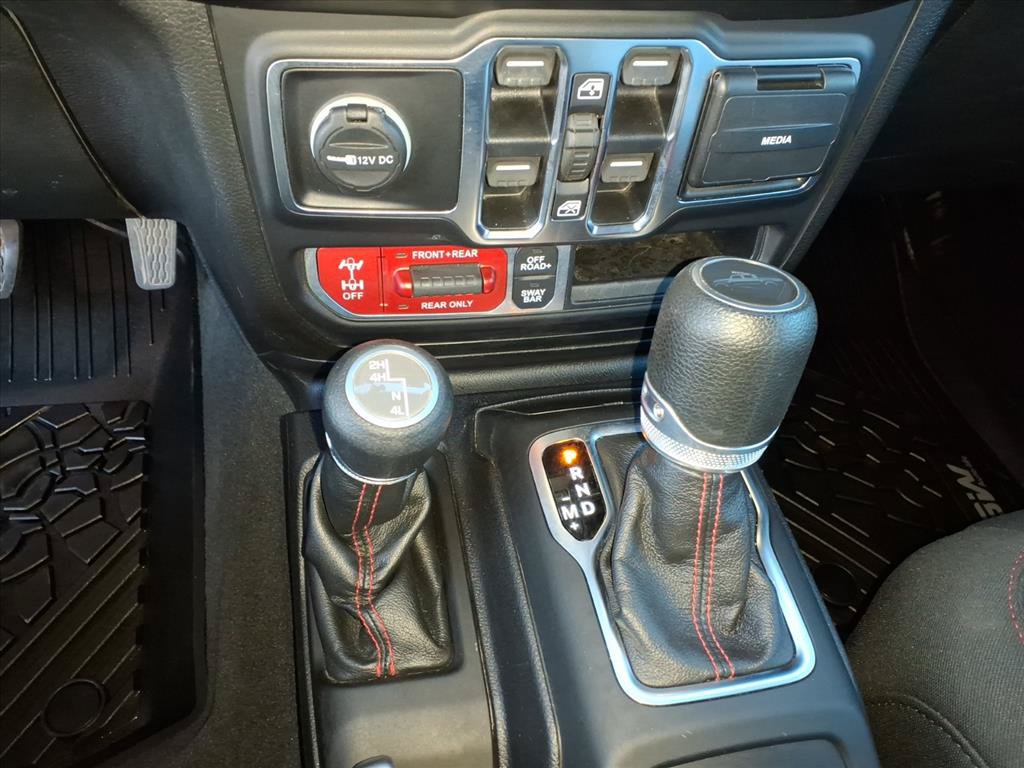 Used 2020 Jeep Gladiator Rubicon AWD/4WD image 19