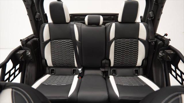 Used 2025 Jeep Gladiator Sport image 38