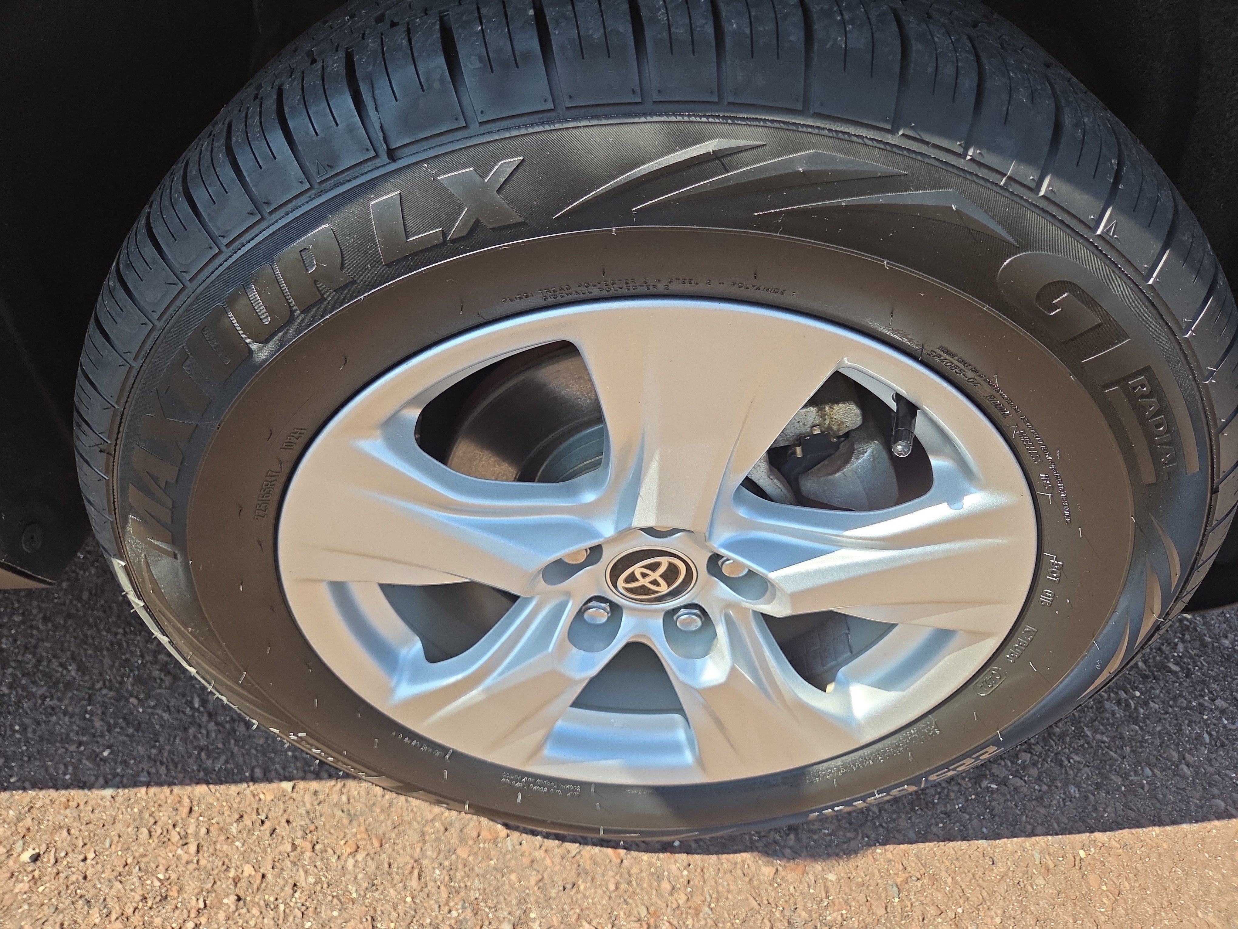 Certified 2021 Toyota RAV4 XLE w/ Convenience Package image 9