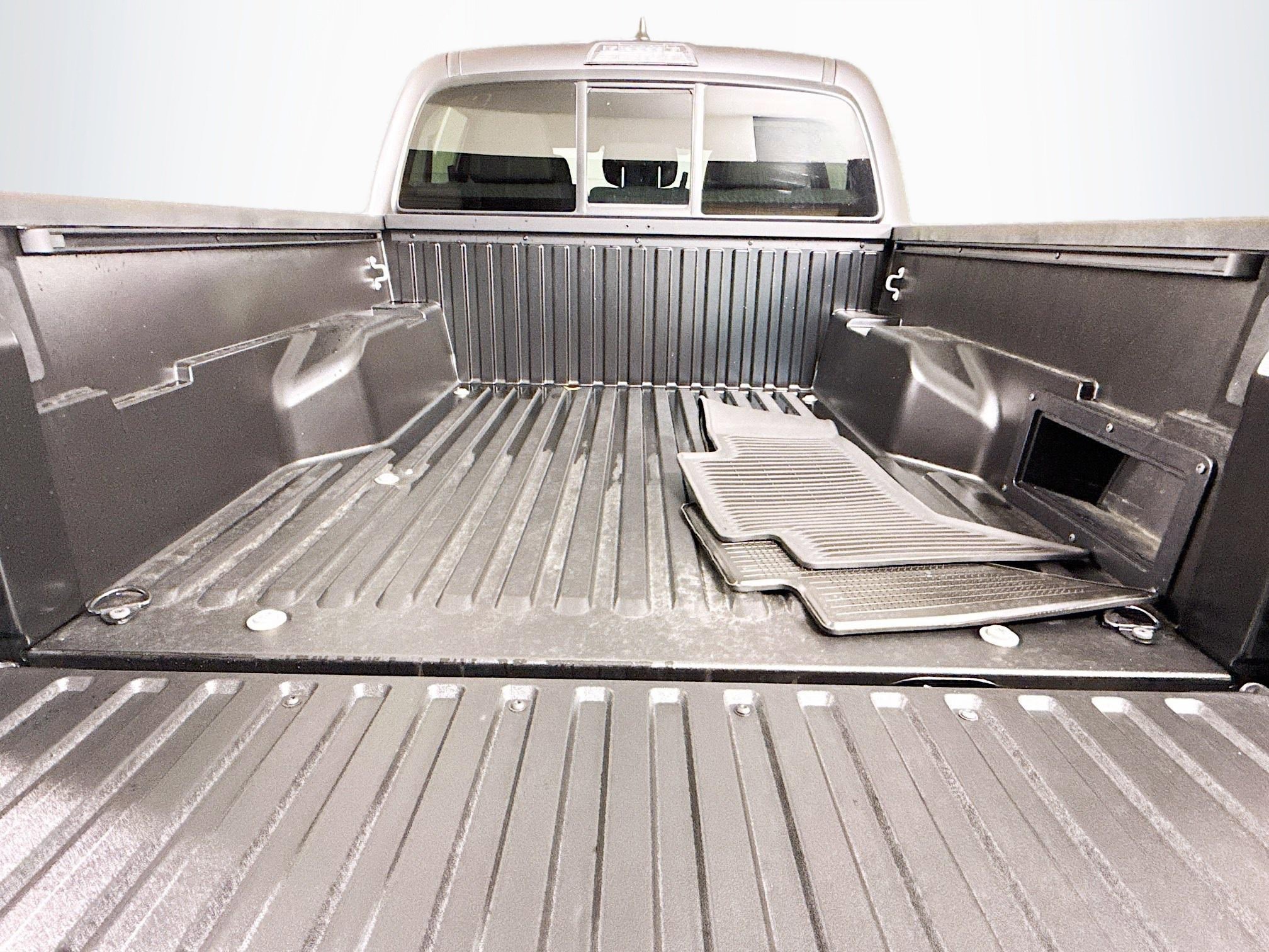 Used 2023 Toyota Tacoma SR image 34