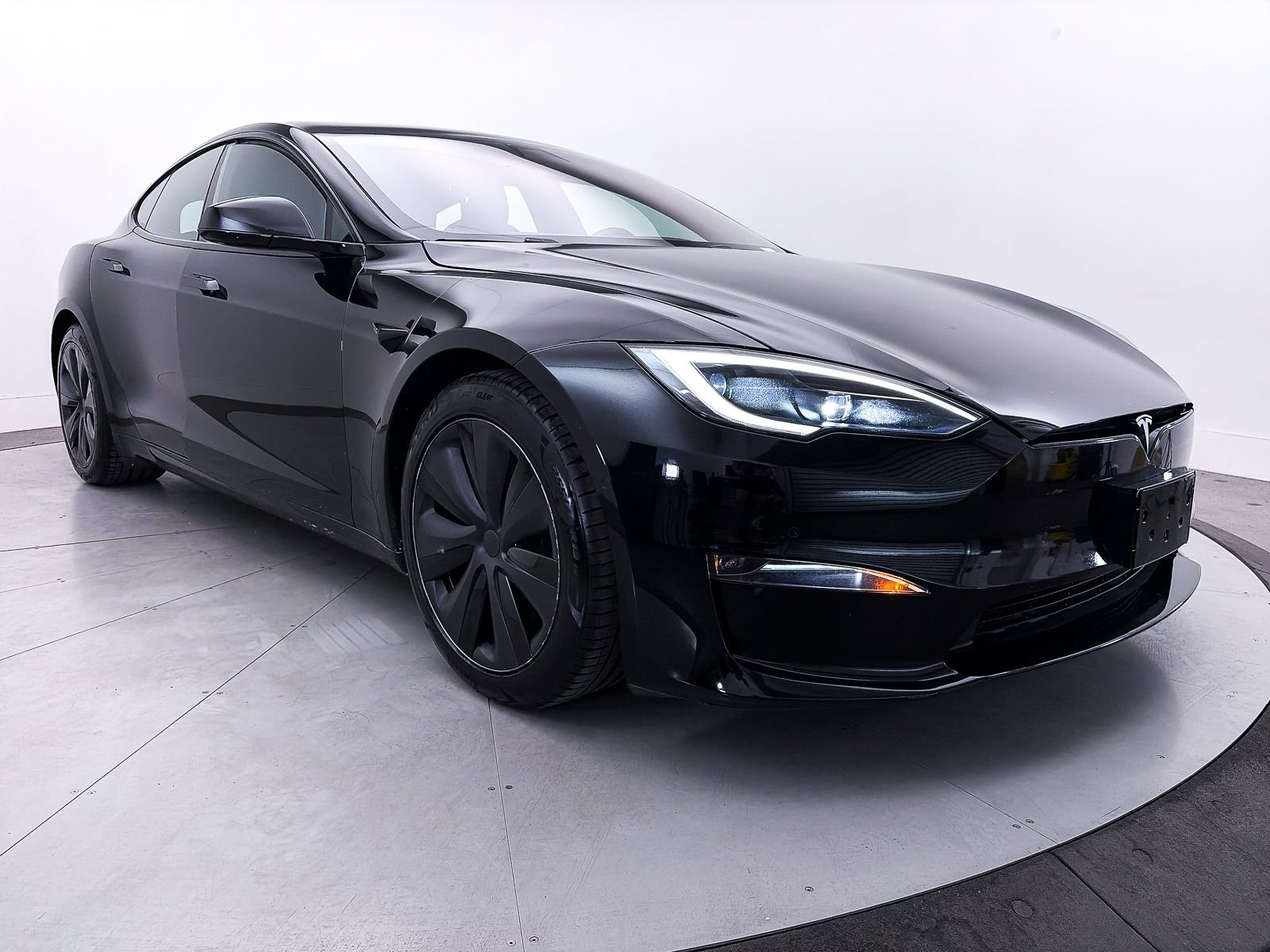 Used 2022 Tesla Model S Plaid AWD/4WD image 11
