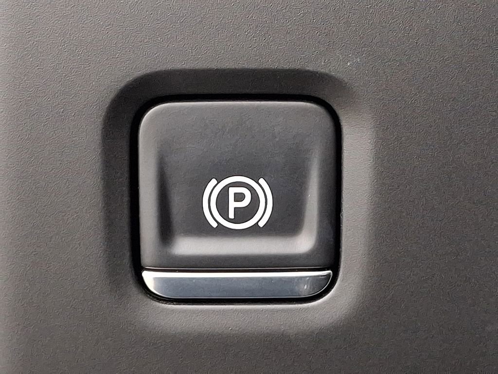 Used 2025 GMC Sierra 1500 AT4X image 23