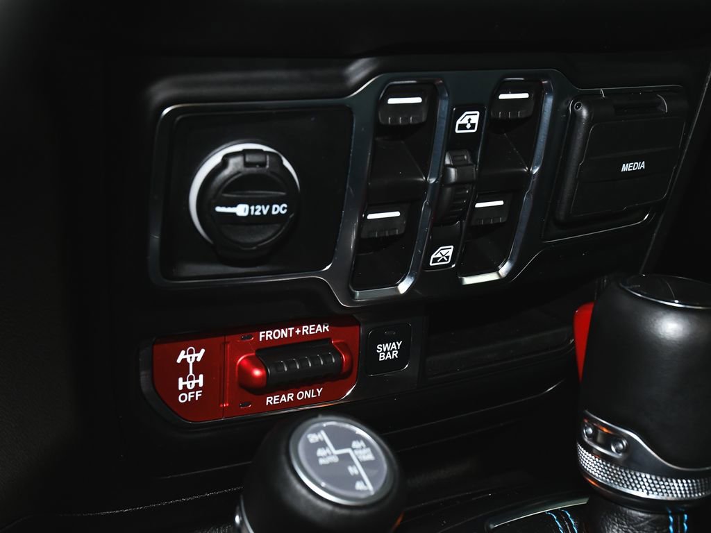 Used 2023 Jeep Wrangler Unlimited Rubicon 4xe w/ Cold Weather Group AWD/4WD image 36