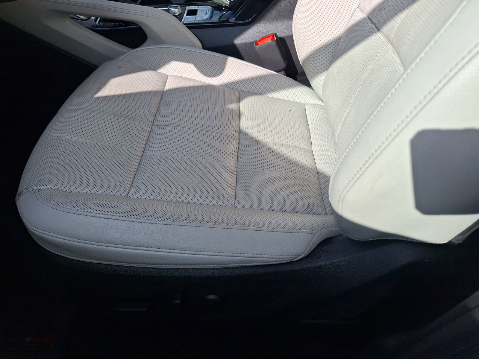 Used 2022 Kia Telluride EX w/ Towing Package image 15