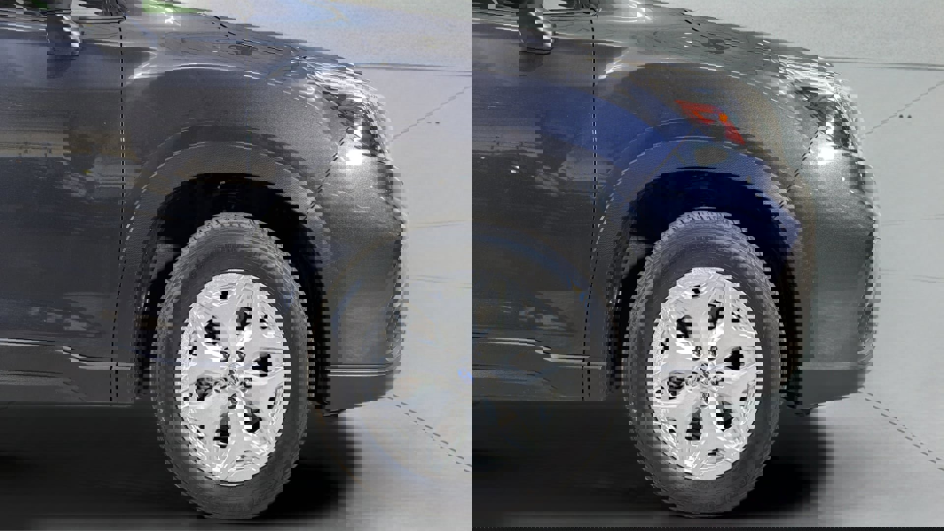 Used 2019 Subaru Forester w/ Alloy Wheel Package AWD/4WD image 34