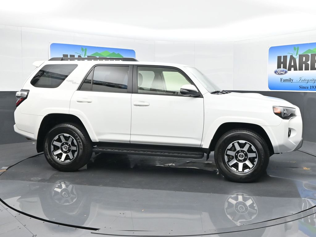 Used 2024 Toyota 4Runner TRD Off-Road Premium image 7