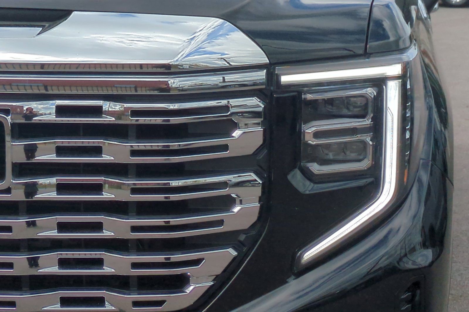 Used 2026 GMC Sierra 1500 Denali w/ Technology Package AWD/4WD image 53