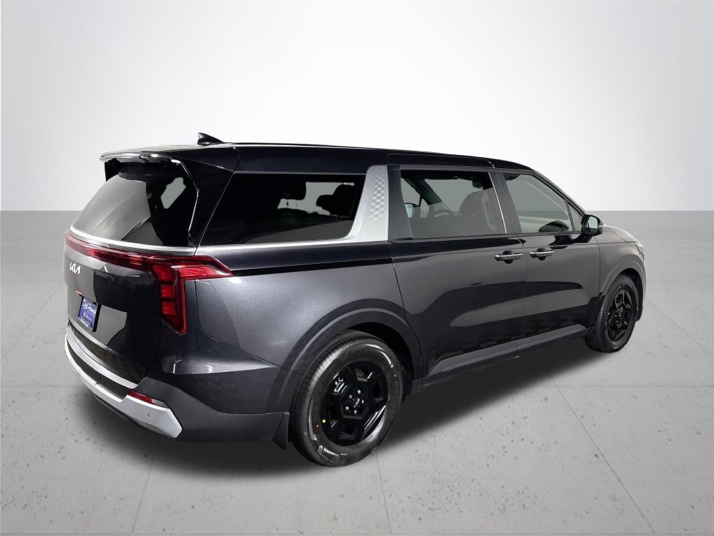 New 2026 Kia Carnival FWD image 6
