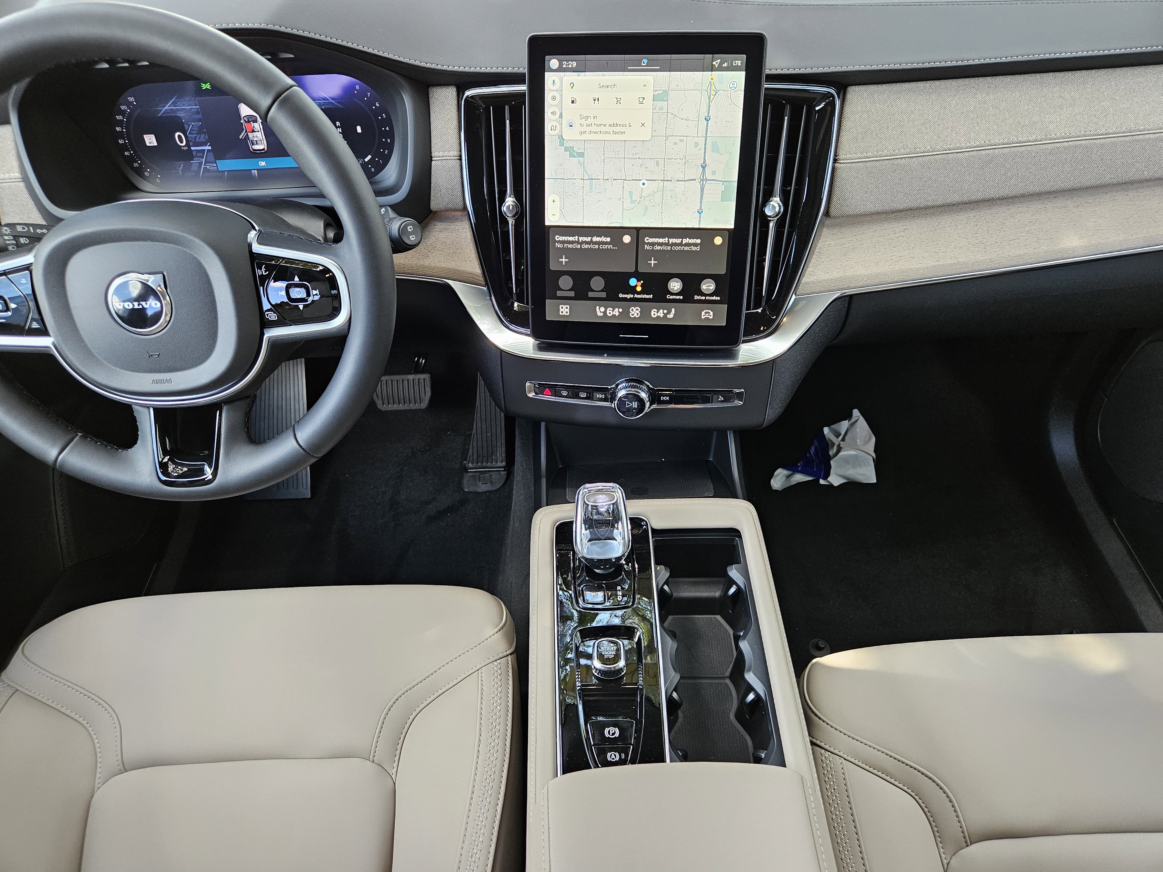 New 2026 Volvo XC90 B6 Plus image 16