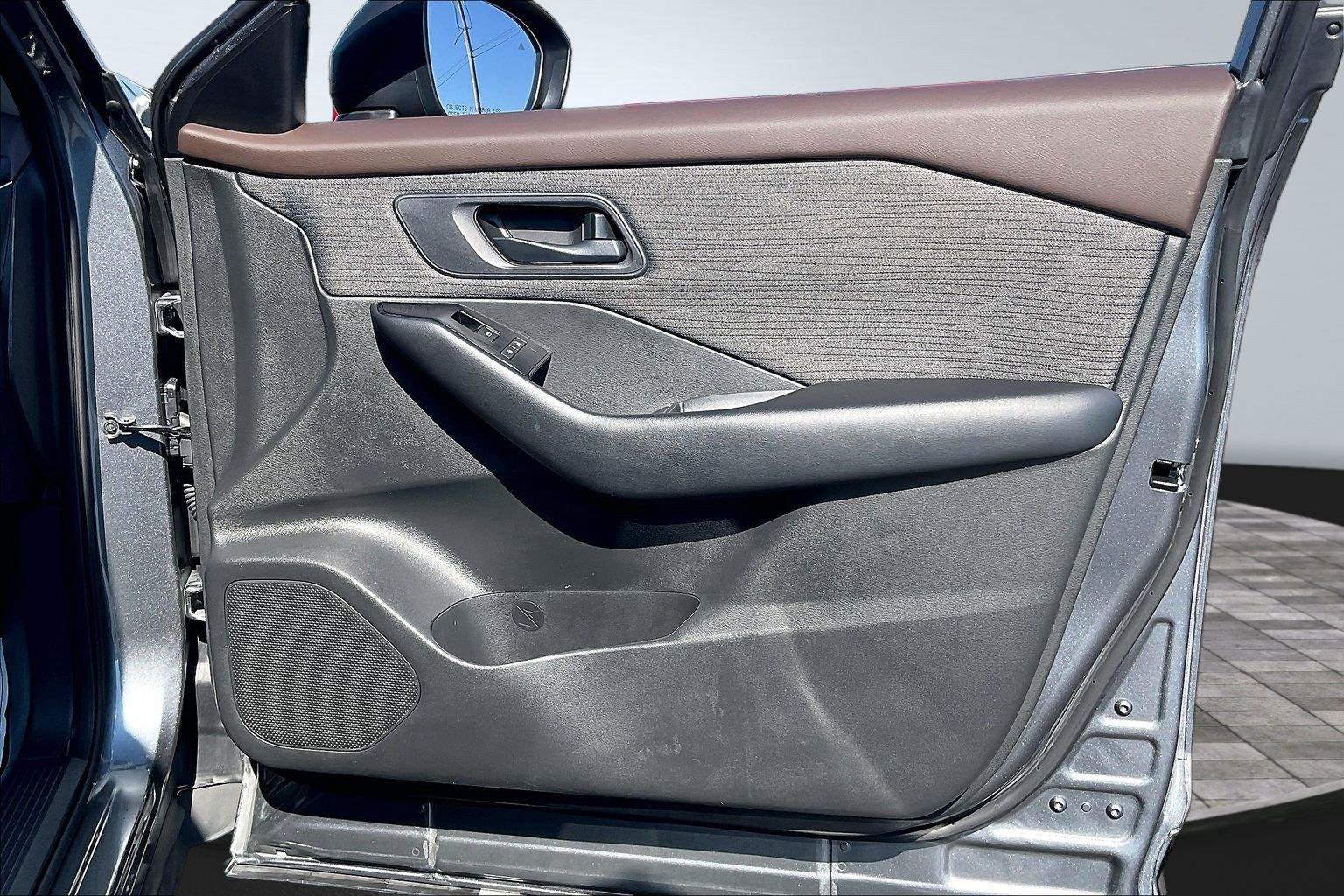 Certified 2023 Nissan Rogue S FWD image 24