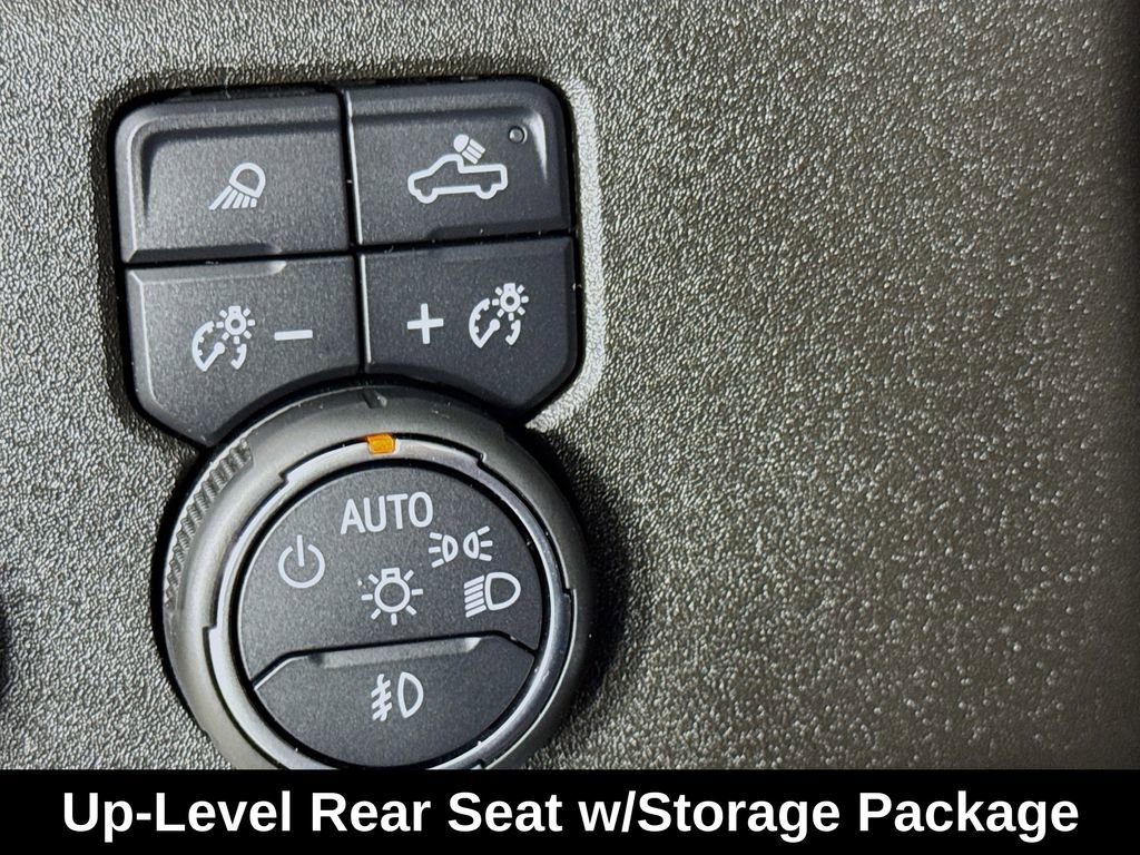 Used 2024 Chevrolet Silverado 1500 High Country w/ Technology Package AWD/4WD image 15